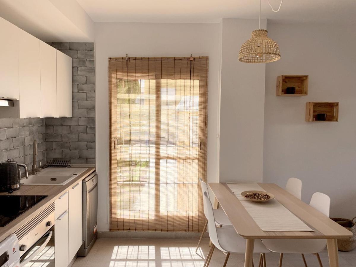 Marinas Sol - Tu hogar con jardín privado! Vera Exterior foto